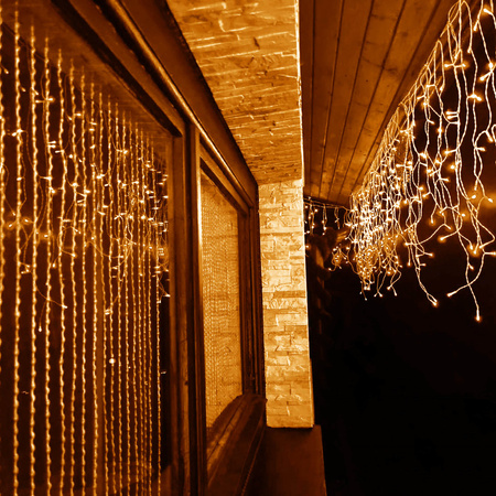 Kurtyna świetlna 500 led girlanda, lampki wewnętrzno-zewnętrzne sople ciepły biały